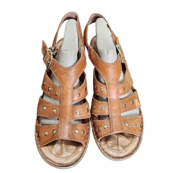 Nurture Magellan Wedge Sandals Brown Leather Slingback Studded 9 - Picture 2 of 5